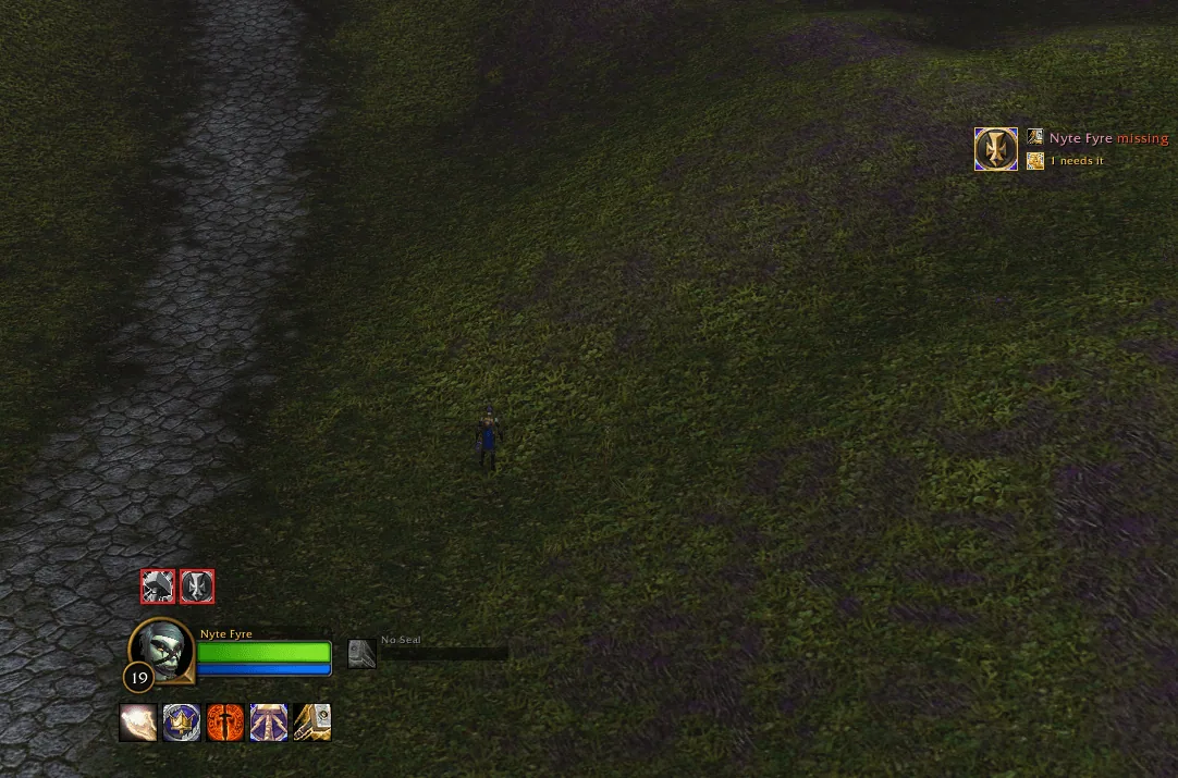 Missing-buff icon at the top right reading missing and 1 needs it, and two red-bordered warning icons beside the player frame.