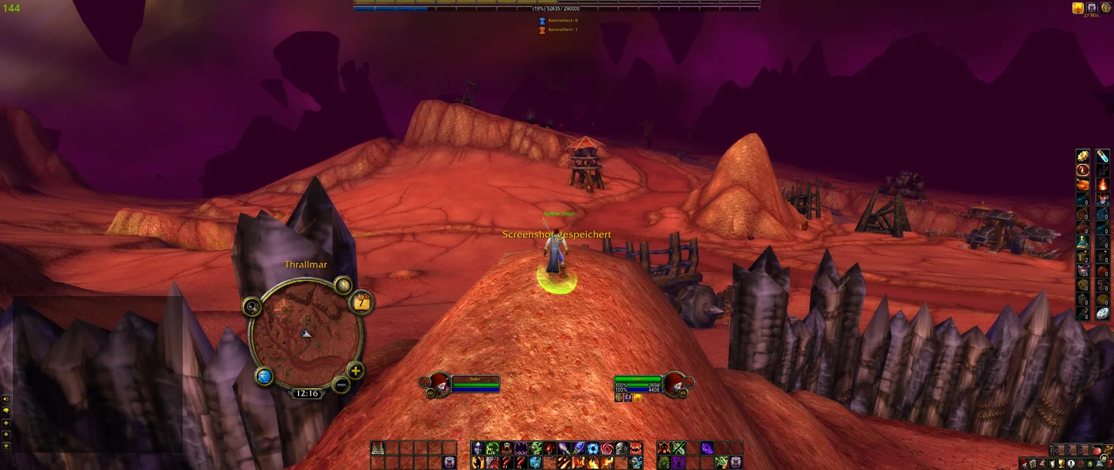 The same game screen with MoveAny closed, showing the normal interface for comparison.